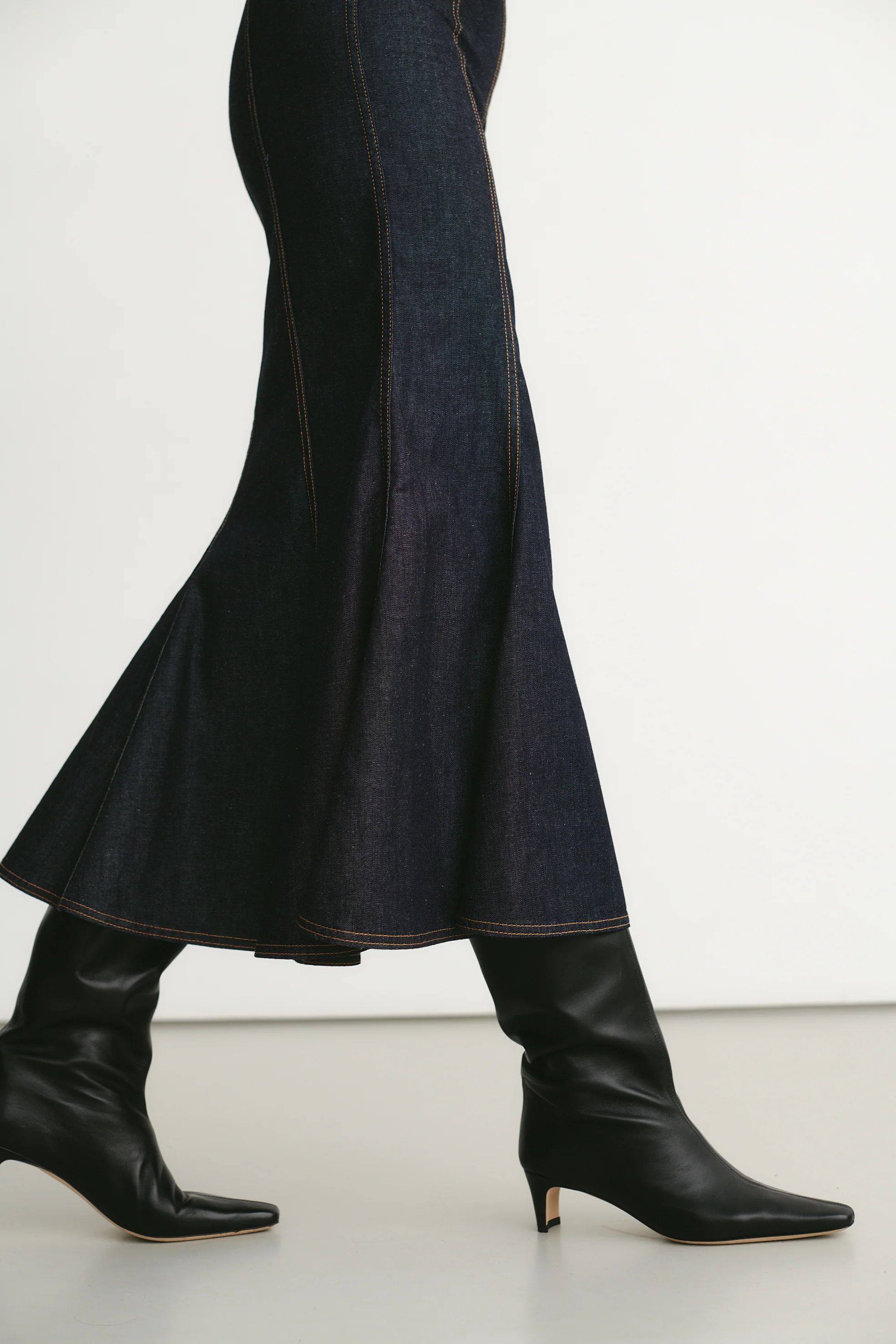 Anne Midi Skirt Denim - Image 2