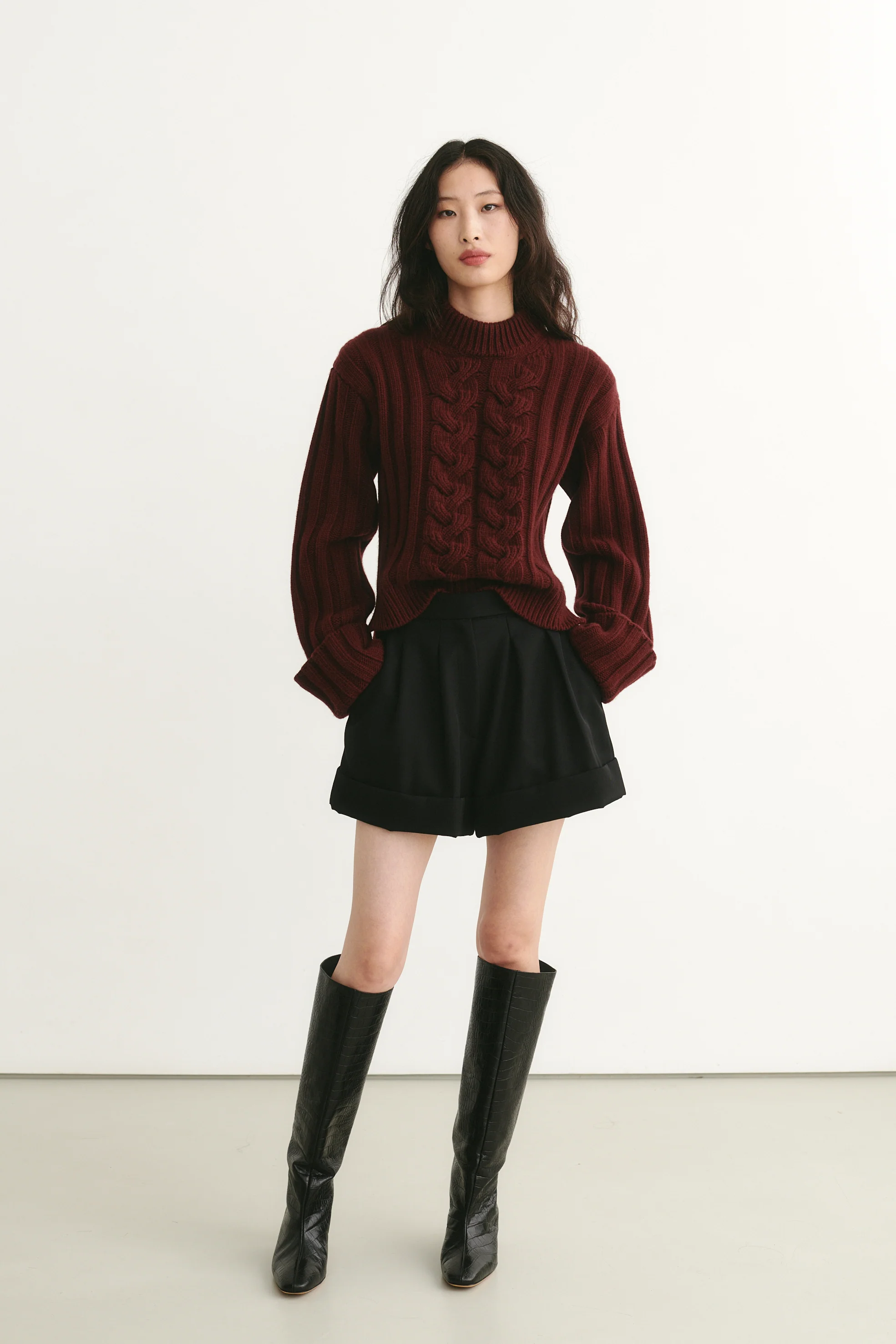 Courchevel Sweater Aubergine - Image 3