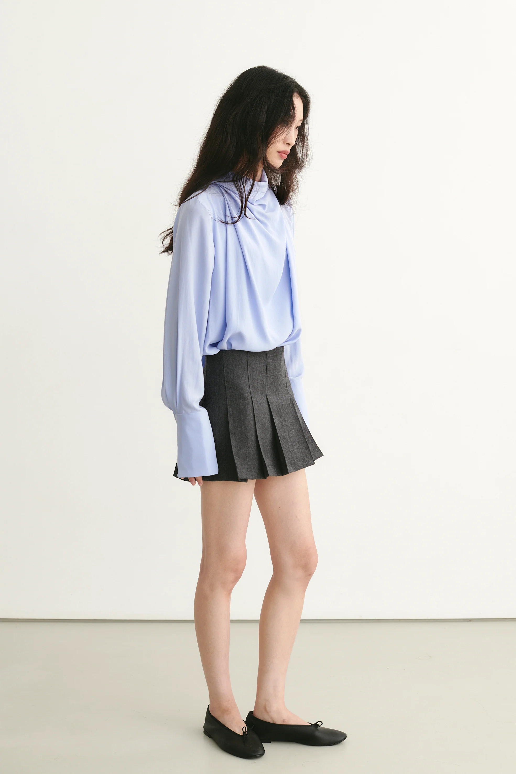 Ivana Pleated Mini Skirt Grey - Image 2