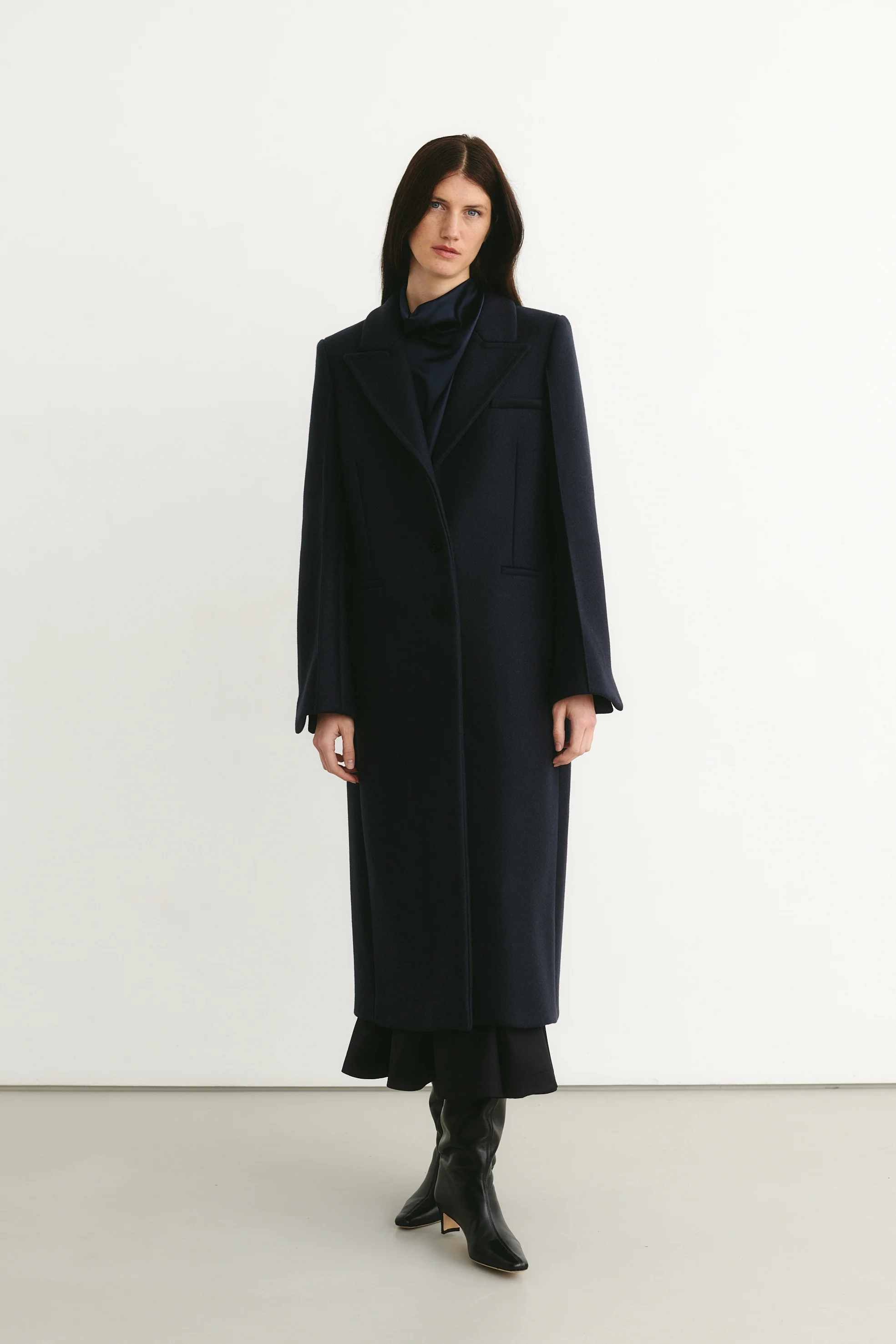 Izmir Long Coat Dark Blue - Image 2