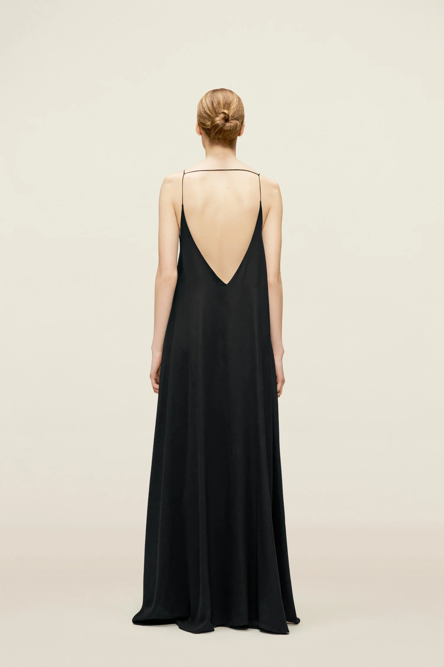 Lima Gown Black - Image 2